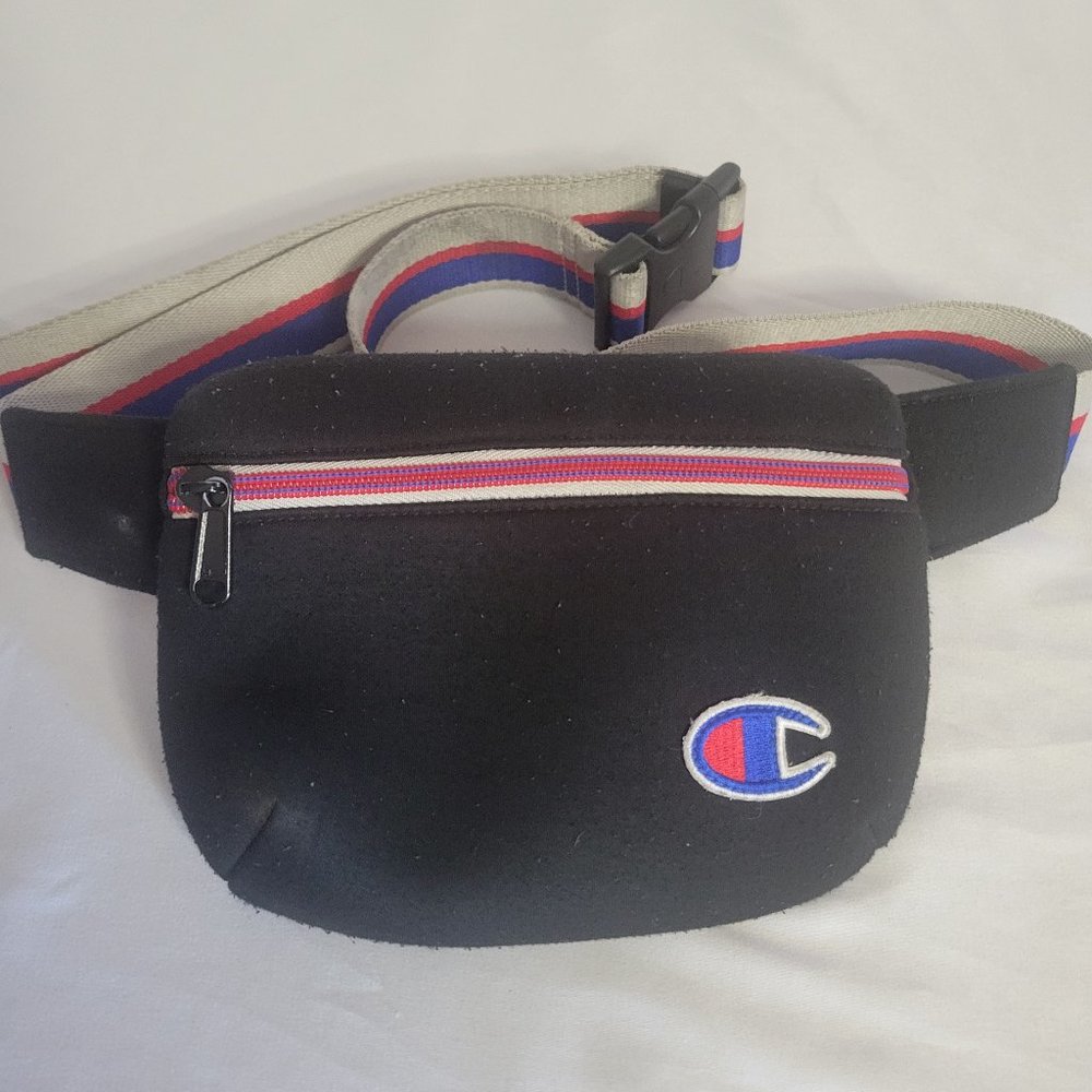Champion Adjustable Fannie Bag
